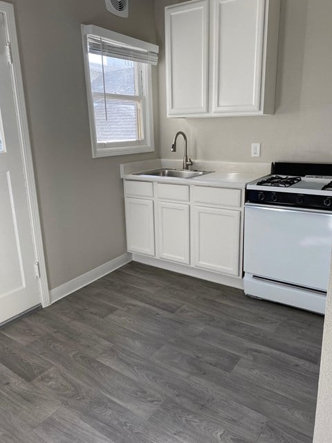 Floor plan for 1 bed, 1 bath, 525 sqft